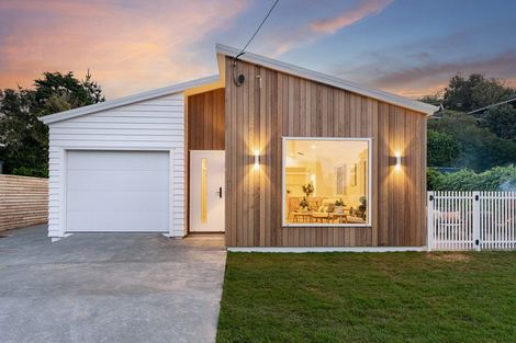 Photo of property in 30a Middleton Road, Johnsonville, Wellington, 6037