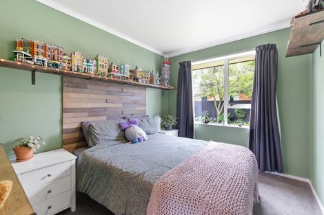 Photo of property in 25b Welsford Street, Woodend, 7610