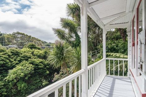 Photo of property in 171 Glenmore Street, Kelburn, Wellington, 6012