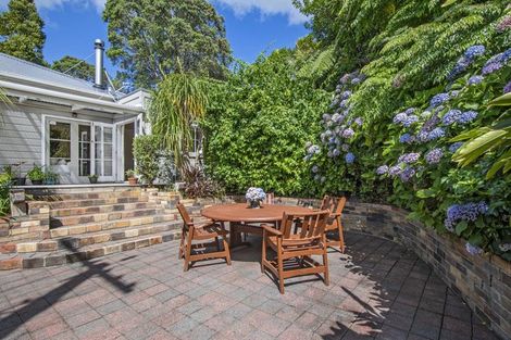 Photo of property in 122 Beach Road, Onerahi, Whangarei, 0110