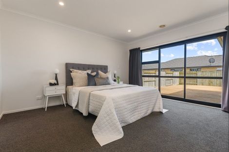 Photo of property in 79 Balrickard Way, Milson, Palmerston North, 4414