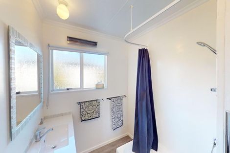 Photo of property in 43 Kahukura Avenue, Waitarere Beach, Levin, 5510