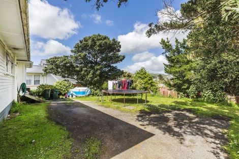 Photo of property in 65 Waihora Crescent, Waitangirua, Porirua, 5024