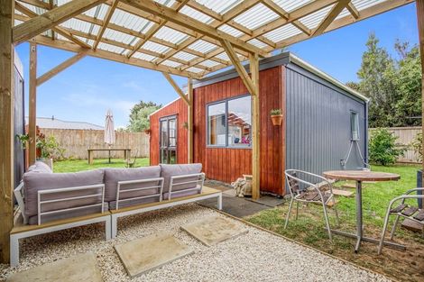 Photo of property in 17 Cook Drive, Whitianga, 3510