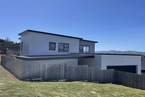 Photo of property in 21 Topsail Way, Whitby, Porirua, 5024