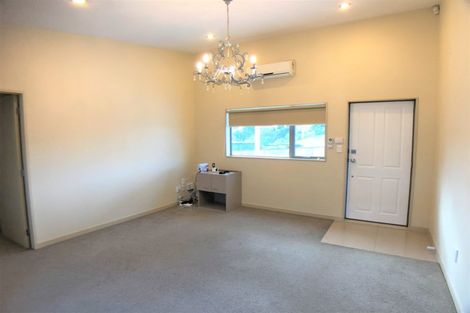 Photo of property in 16a Blease Street, New Lynn, Auckland, 0600