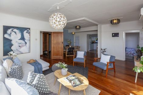 Photo of property in 198 Rosetta Road, Raumati South, Paraparaumu, 5032