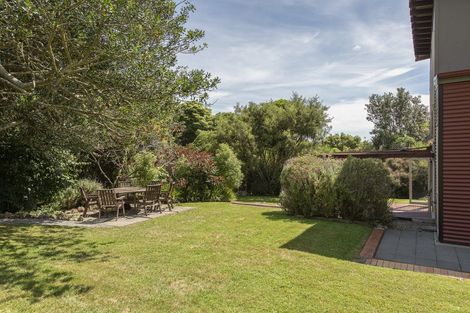 Photo of property in 32 Hadfield Road, Peka Peka, Waikanae, 5391