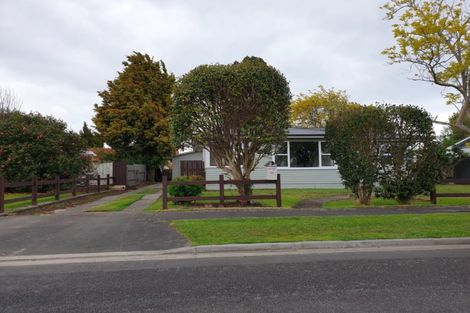 Photo of property in 28 Beech Crescent, Hillcrest, Hamilton, 3216