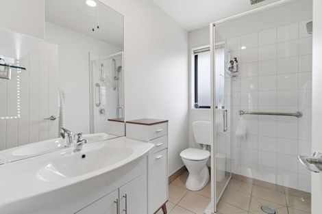 Photo of property in 4/19 Tower Street, Hornby, Christchurch, 8042