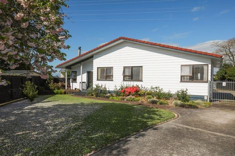 Photo of property in 24 Rutland Street, Fairview Downs, Hamilton, 3214