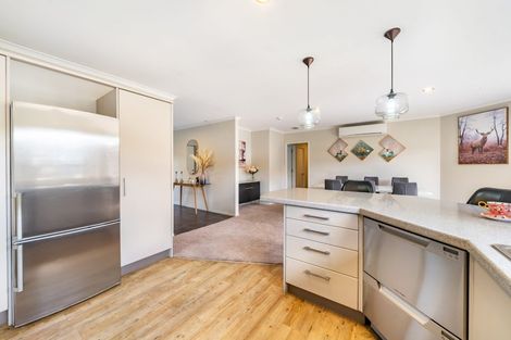 Photo of property in 8 Beechwood Way, Te Marua, Upper Hutt, 5018