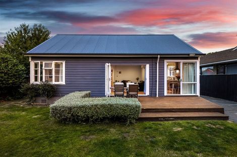 Photo of property in 44 Pitcairn Crescent, Bryndwr, Christchurch, 8053