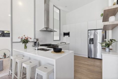 Photo of property in 50 Greenfield Drive, Western Heights, Hamilton, 3200