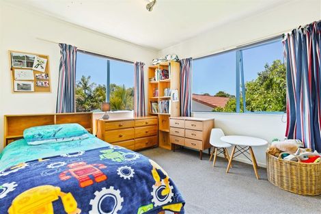 Photo of property in 2/111 Taikata Road, Te Atatu Peninsula, Auckland, 0610