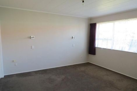 Photo of property in 13 Kowhai Street, Strandon, New Plymouth, 4312
