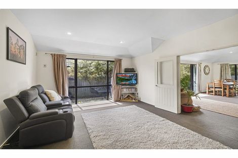 Photo of property in 865a Ferry Road, Woolston, Christchurch, 8023
