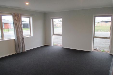 Photo of property in 7 Colebrook Drive, Rolleston, 7614