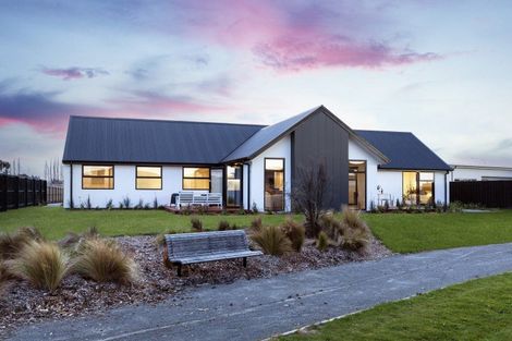 Photo of property in 46 Goldie Drive, Rangiora, 7400