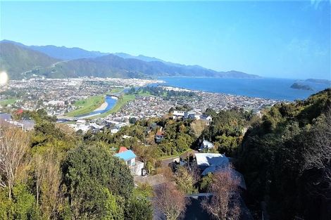 Photo of property in 23a Eastview Grove, Normandale, Lower Hutt, 5010