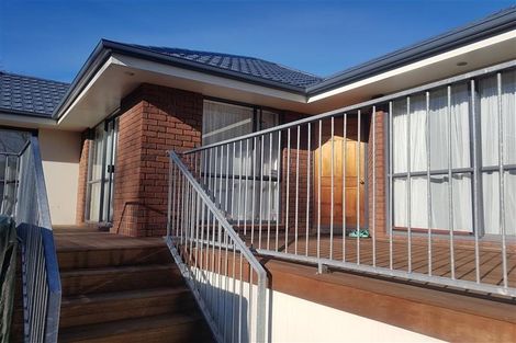 Photo of property in 28a Riverlaw Terrace, Saint Martins, Christchurch, 8022