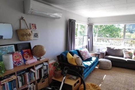 Photo of property in 8 Elizabeth Drive, West Harbour, Auckland, 0618