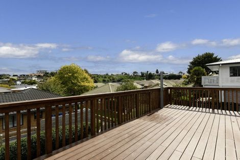 Photo of property in 25c Linton Crescent, Matua, Tauranga, 3110