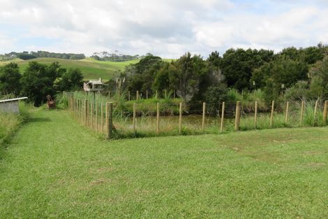 Photo of property in 5 Lori Lane, Coopers Beach, 0420