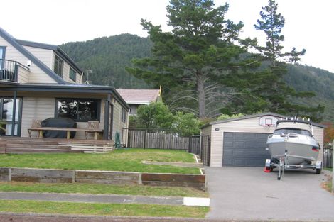 Photo of property in 2 Bonanza Place, Pauanui, Hikuai, 3579