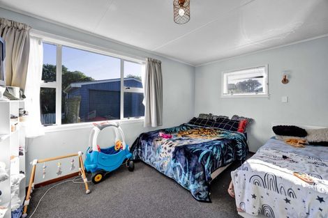 Photo of property in 16 Hadfield Street, Patea, 4520
