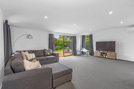 Photo of property in 5 Kaputone Place, Belfast, Christchurch, 8051