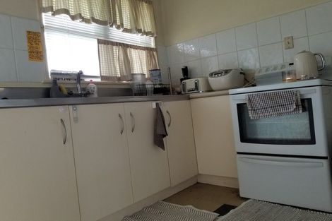 Photo of property in 8 Dinglebank Road, Mount Wellington, Auckland, 1060