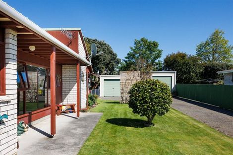 Photo of property in 12b Oxford Street, Marton, 4710