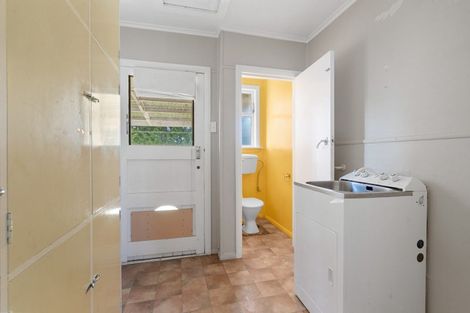 Photo of property in 238 High Street North, Carterton, 5713