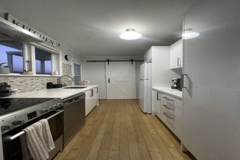 Photo of property in 47 Farquhar Road, Glendene, Auckland, 0602