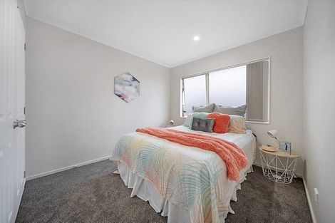 Photo of property in 39 Jadewynn Drive, Massey, Auckland, 0614