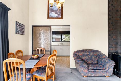 Photo of property in 72 Kinmont Crescent, Kinmont Park, Mosgiel, 9024