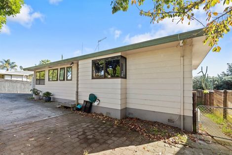 Photo of property in 59 Welcome Bay Road, Welcome Bay, Tauranga, 3112