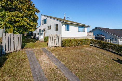 Photo of property in 4 Battersea Place, Richmond Heights, Taupo, 3330