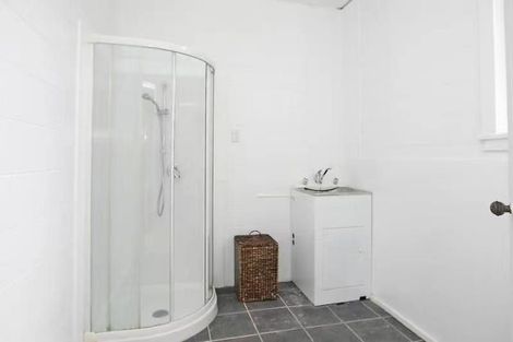 Photo of property in 143 Rongotai Road, Kilbirnie, Wellington, 6022