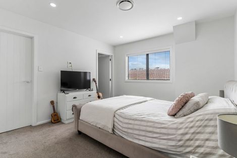 Photo of property in 29a Patons Road, Howick, Auckland, 2014