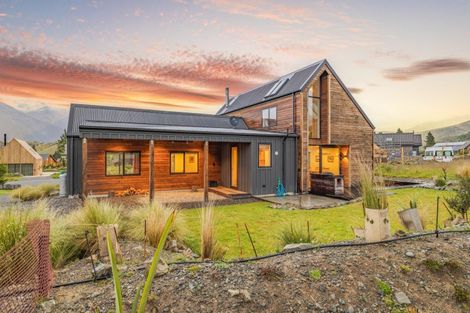 Photo of property in 50 Luge Loop, Castle Hill, 7580