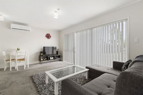 Photo of property in 1/17a Rose Road, Papatoetoe, Auckland, 2025