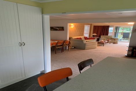 Photo of property in 5 Tirimoana Place, Te Awanga, 4102