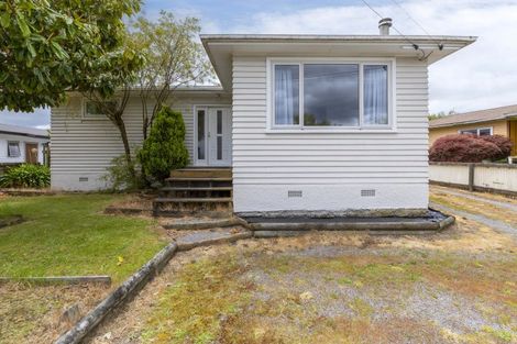 Photo of property in 50 Taupo View Road, Taupo, 3330