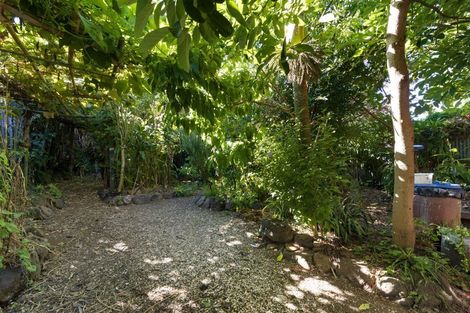 Photo of property in 4 Cheltenham Road, Devonport, Auckland, 0624