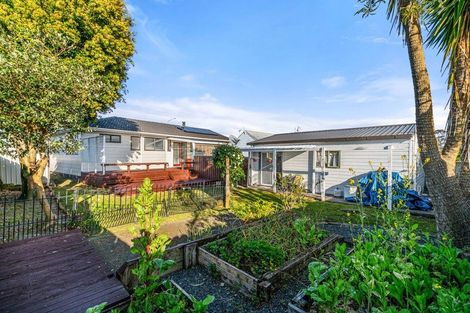 Photo of property in 440 Porchester Road, Randwick Park, Auckland, 2105