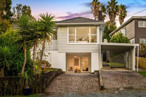 Photo of property in 1 Sussex Terrace, Riverhead, 0820