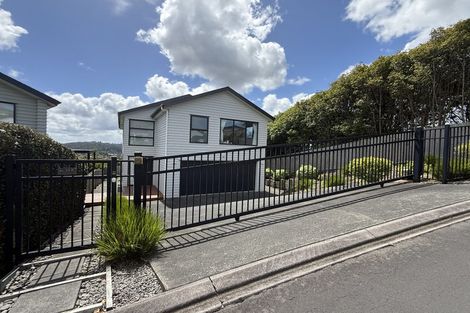 Photo of property in 14b Mackay Drive, Greenhithe, Auckland, 0632