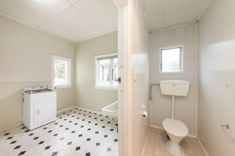 Photo of property in 47 Knowles Street, Terrace End, Palmerston North, 4410